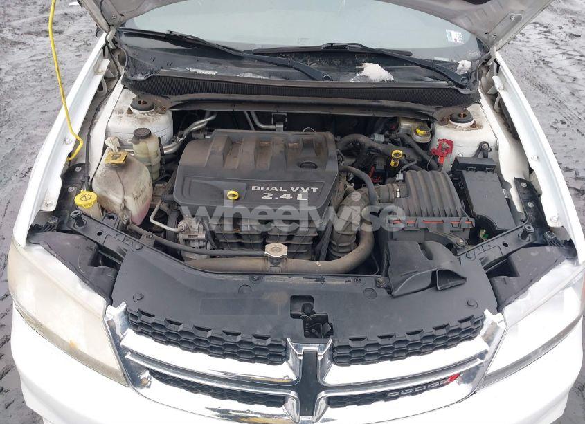 Photo 10 of 2013 Dodge Avenger SE (VIN 1C3CDZAB5DN646122)