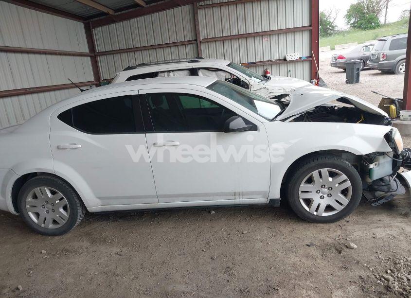 Photo 13 of 2013 Dodge Avenger SE (VIN 1C3CDZAB5DN741893)