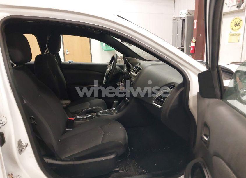 Photo 5 of 2014 Dodge Avenger SE (VIN 1C3CDZAB5EN115942)