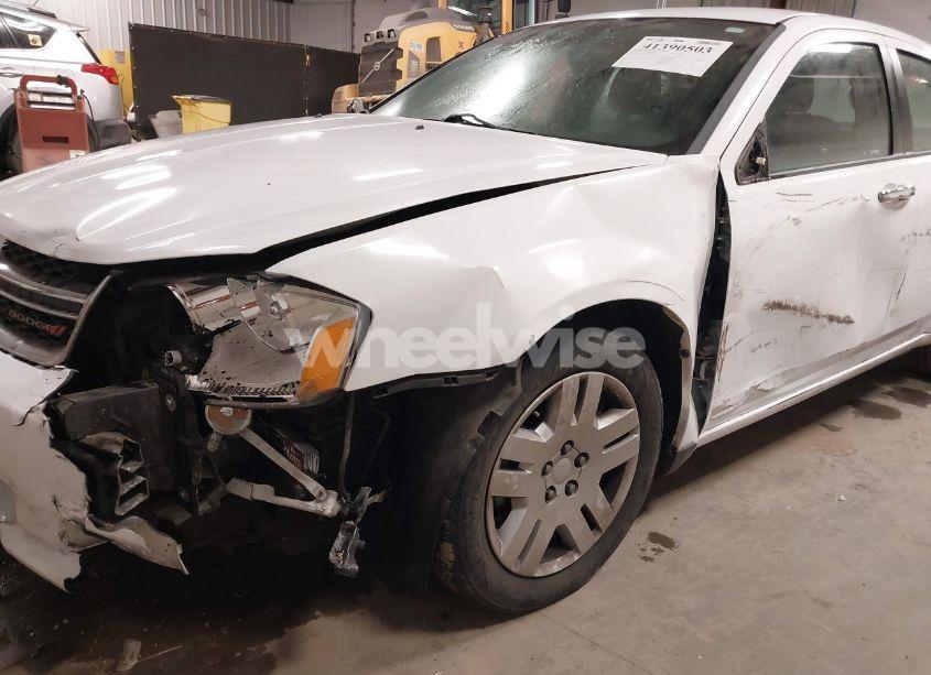Photo 6 of 2014 Dodge Avenger SE (VIN 1C3CDZAB5EN115942)