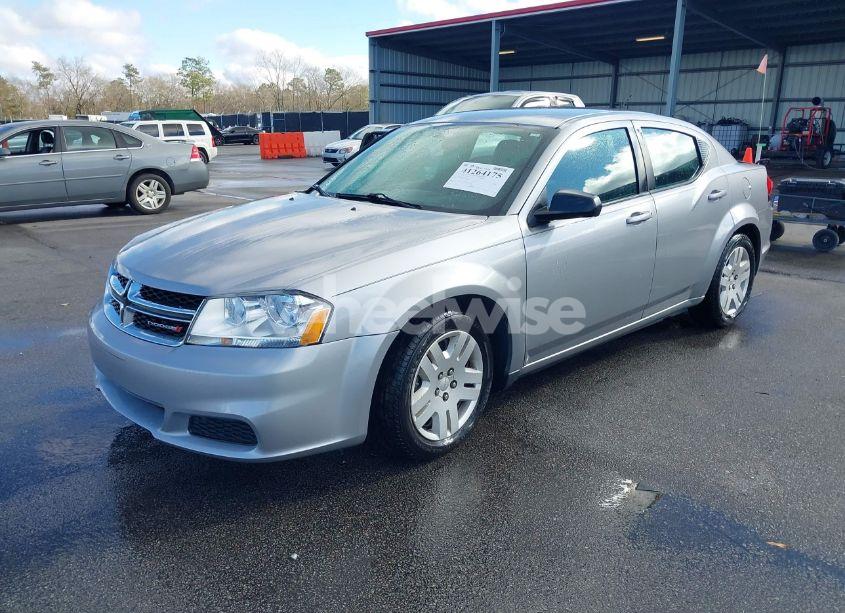 Photo 2 of 2014 Dodge Avenger SE (VIN 1C3CDZAB5EN153784)