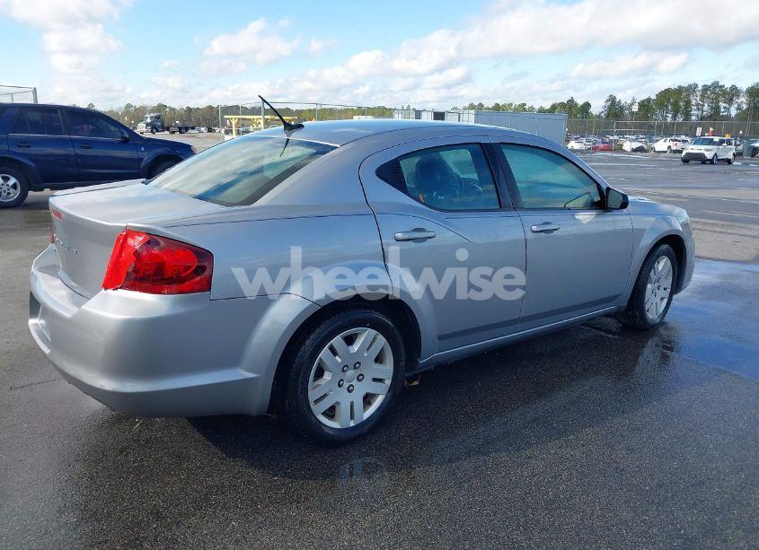 Photo 4 of 2014 Dodge Avenger SE (VIN 1C3CDZAB5EN153784)