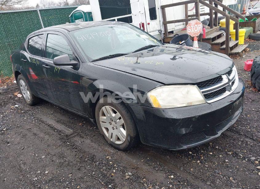 2014 Dodge Avenger SE (VIN 1C3CDZAB5EN155650) main photo