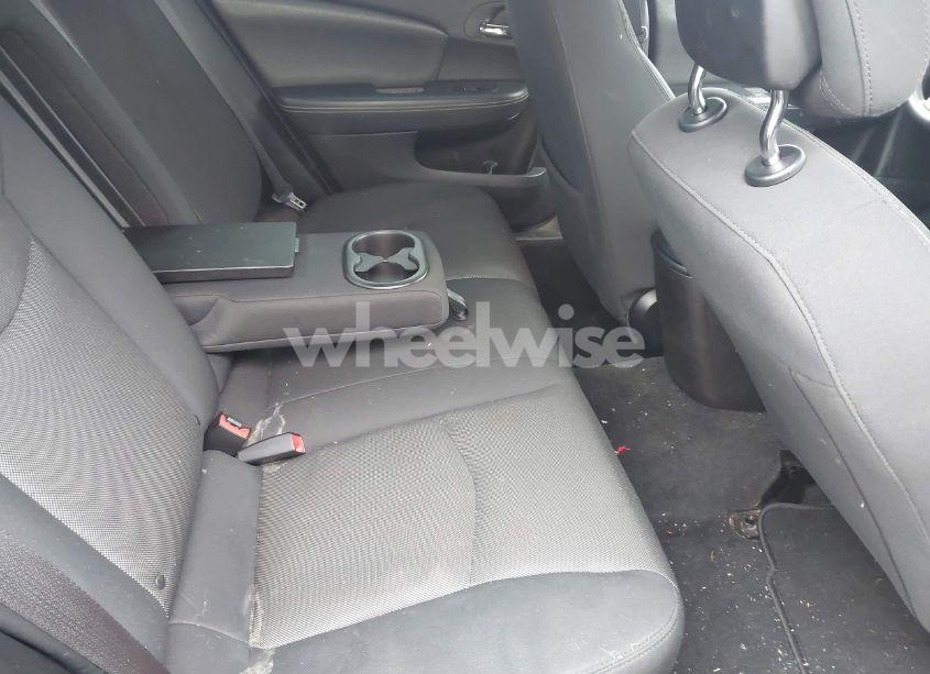 Photo 8 of 2014 Dodge Avenger SE (VIN 1C3CDZAB5EN155650)