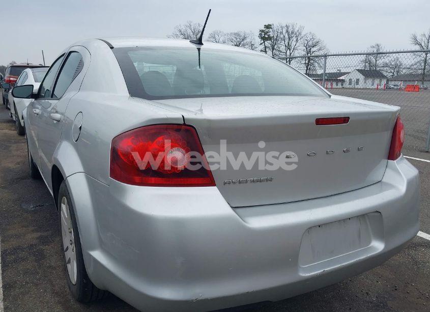 Photo 3 of 2012 Dodge Avenger SE (VIN 1C3CDZAB6CN227453)