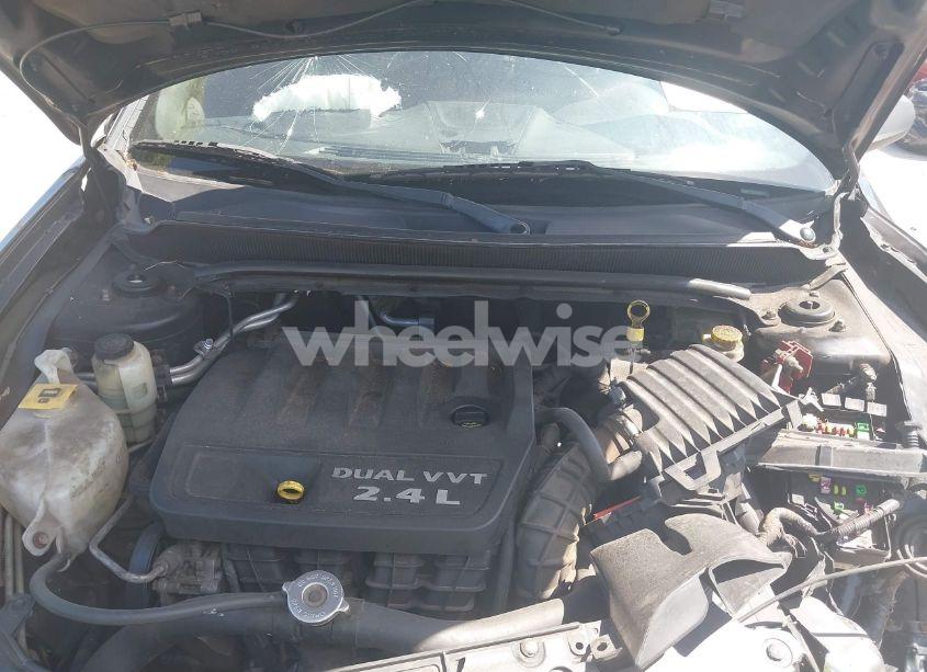 Photo 10 of 2013 Dodge Avenger SE (VIN 1C3CDZAB6DN581541)