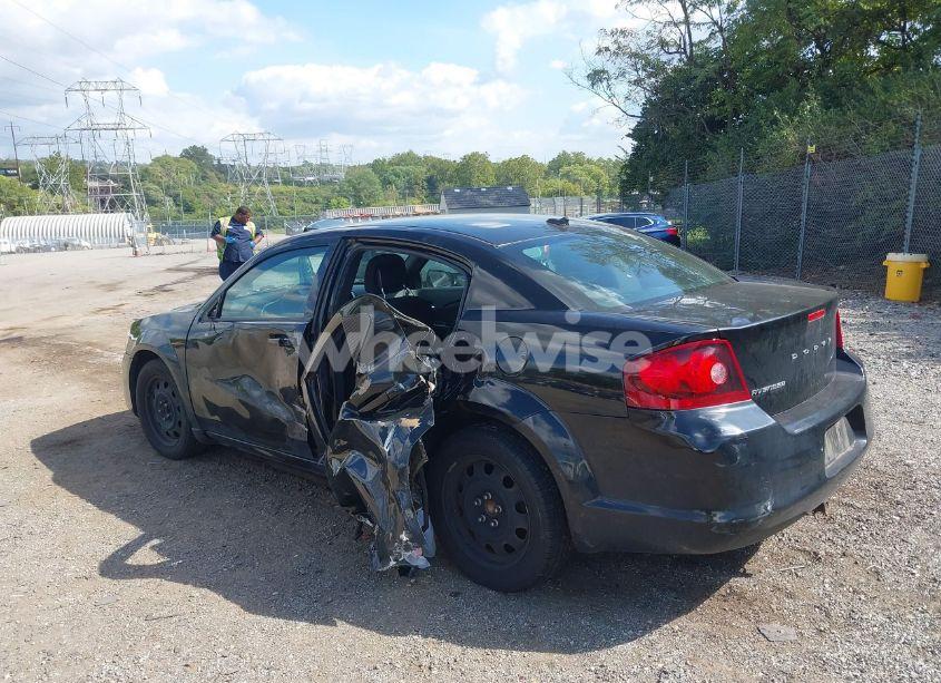 Photo 3 of 2013 Dodge Avenger SE (VIN 1C3CDZAB6DN617597)