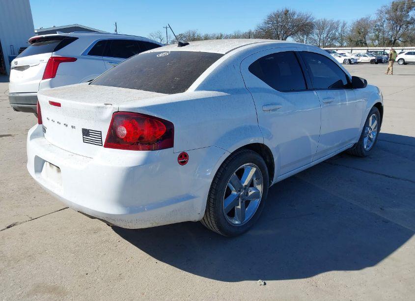 Photo 4 of 2013 Dodge Avenger SE (VIN 1C3CDZAB6DN700415)