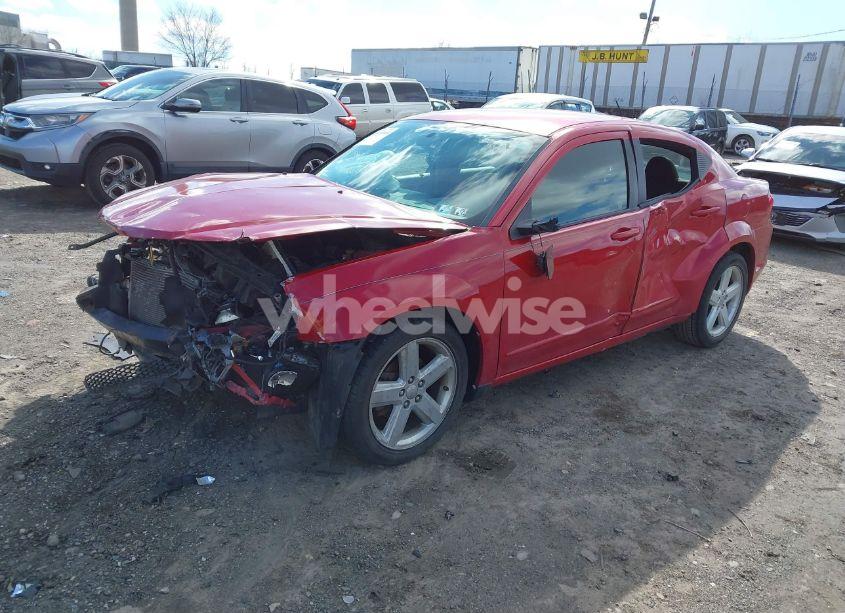 Photo 2 of 2013 Dodge Avenger SE (VIN 1C3CDZAB6DN741448)