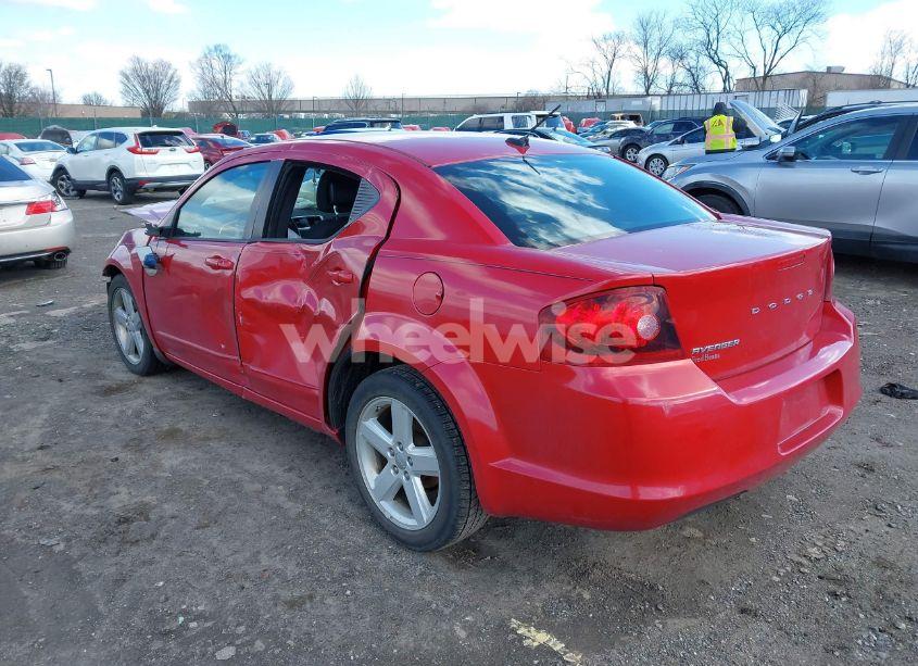 Photo 3 of 2013 Dodge Avenger SE (VIN 1C3CDZAB6DN741448)