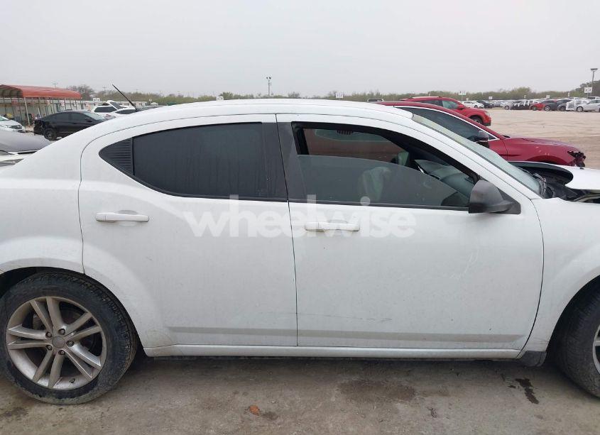 Photo 14 of 2014 Dodge Avenger SE (VIN 1C3CDZAB6EN130319)