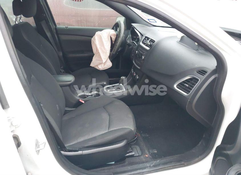 Photo 5 of 2014 Dodge Avenger SE (VIN 1C3CDZAB6EN130319)