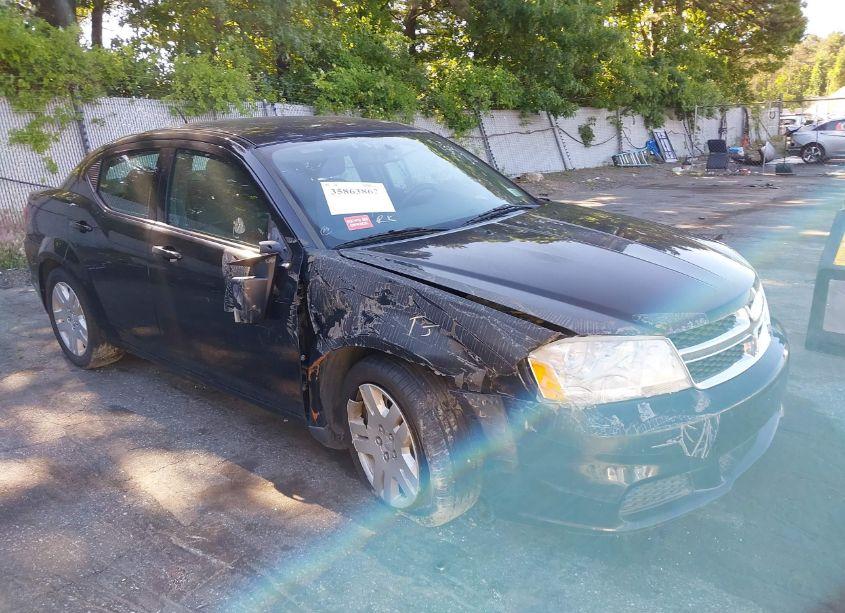 2014 Dodge Avenger SE (VIN 1C3CDZAB6EN147640) main photo