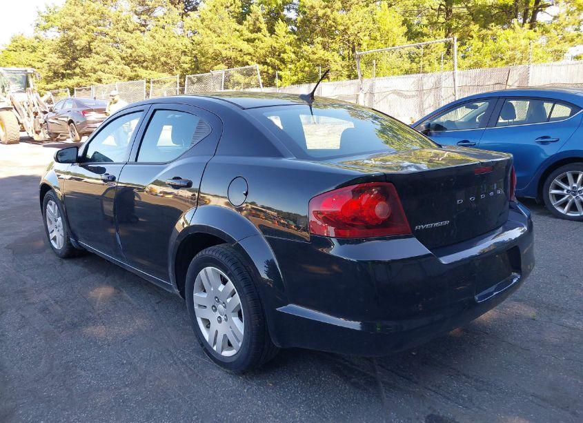 Photo 3 of 2014 Dodge Avenger SE (VIN 1C3CDZAB6EN147640)