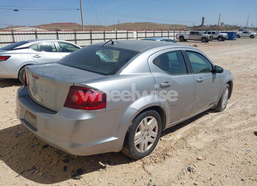 Photo 4 of 2014 Dodge Avenger SE (VIN 1C3CDZAB6EN217069)