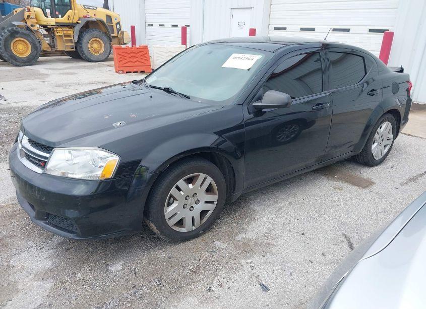 Photo 2 of 2014 Dodge Avenger SE (VIN 1C3CDZAB6EN220151)