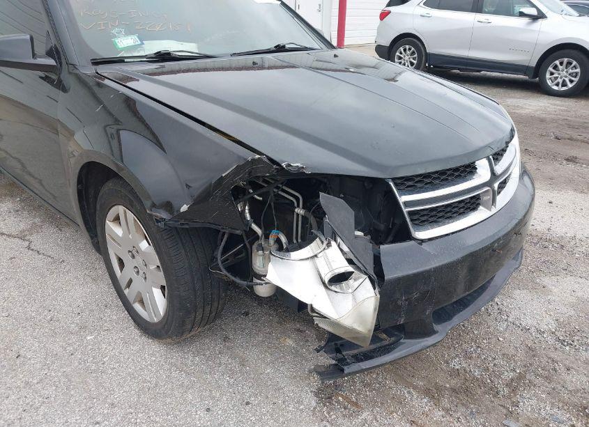 Photo 6 of 2014 Dodge Avenger SE (VIN 1C3CDZAB6EN220151)