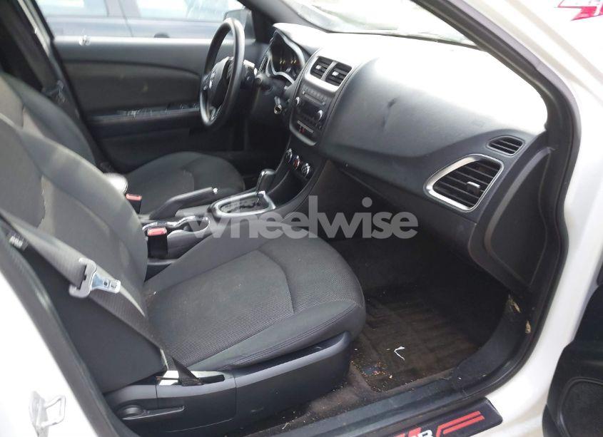 Photo 5 of 2012 Dodge Avenger SE (VIN 1C3CDZAB7CN231446)