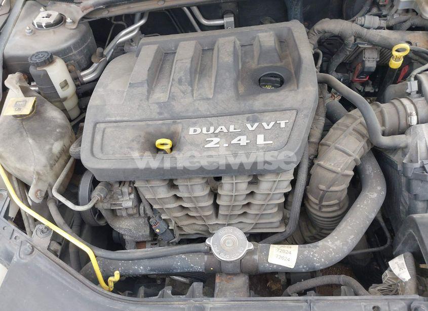 Photo 10 of 2013 Dodge Avenger SE (VIN 1C3CDZAB7DN564375)