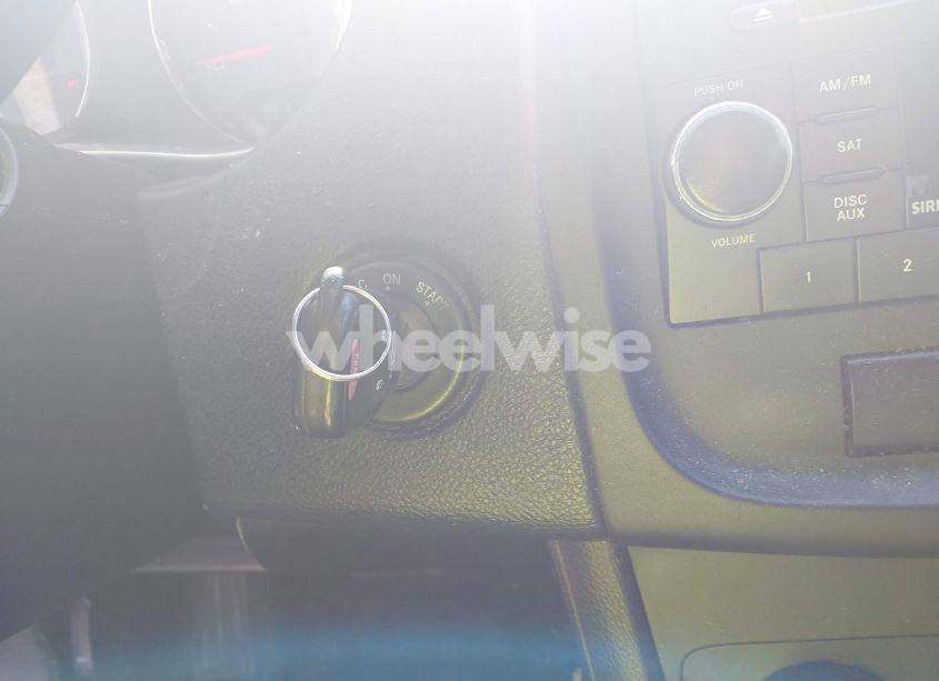 Photo 11 of 2013 Dodge Avenger SE (VIN 1C3CDZAB7DN614319)