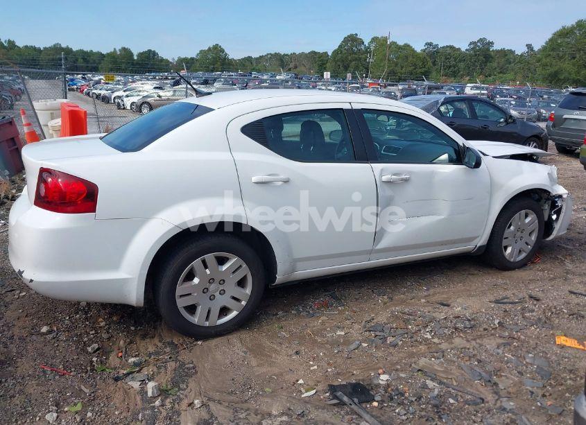 Photo 13 of 2013 Dodge Avenger SE (VIN 1C3CDZAB7DN677114)