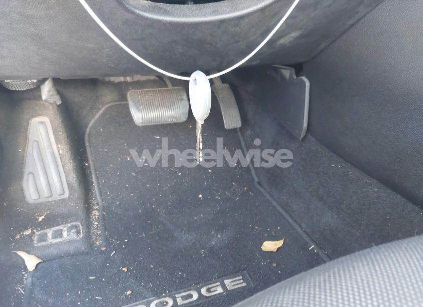 Photo 11 of 2013 Dodge Avenger SE (VIN 1C3CDZAB7DN693295)