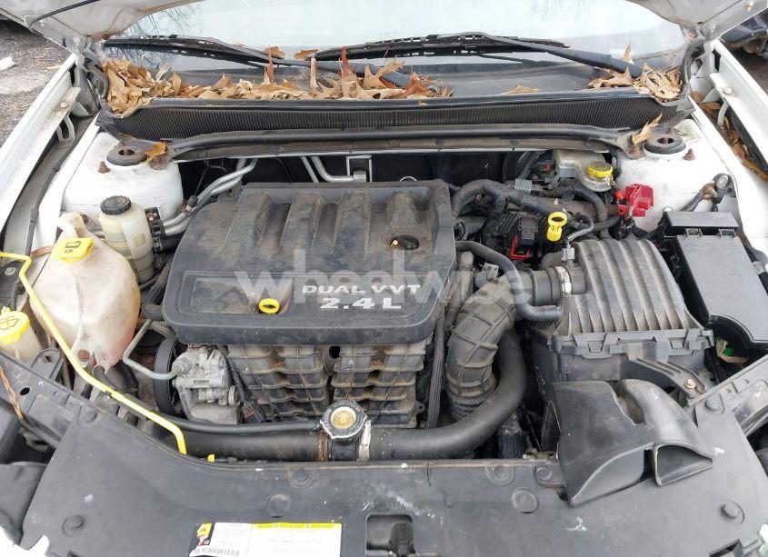 Photo 6 of 2013 Dodge Avenger SE (VIN 1C3CDZAB7DN693295)