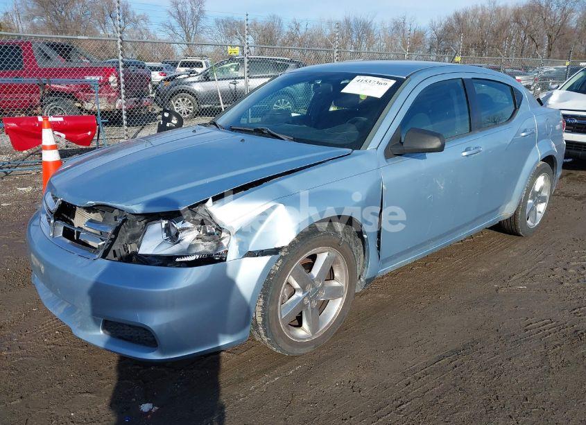 Photo 2 of 2013 Dodge Avenger SE (VIN 1C3CDZAB7DN724884)