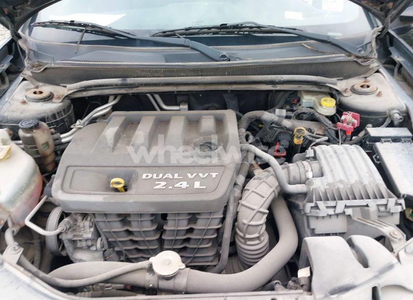 Photo 10 of 2013 Dodge Avenger SE (VIN 1C3CDZAB7DN753561)