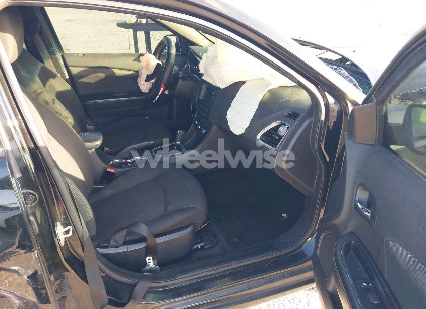 Photo 5 of 2012 Dodge Avenger SE (VIN 1C3CDZAB8CN270496)