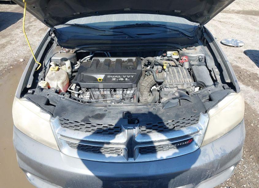 Photo 10 of 2013 Dodge Avenger SE (VIN 1C3CDZAB8DN531045)