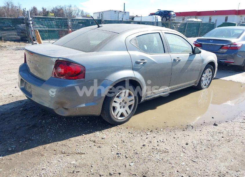 Photo 4 of 2013 Dodge Avenger SE (VIN 1C3CDZAB8DN531045)