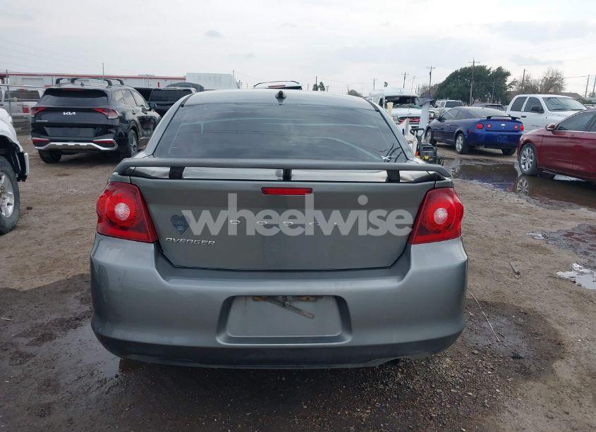 Photo 16 of 2013 Dodge Avenger SE (VIN 1C3CDZAB8DN650584)