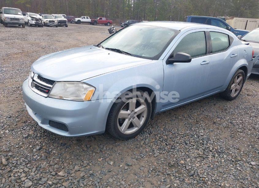 Photo 2 of 2013 Dodge Avenger SE (VIN 1C3CDZAB8DN680264)