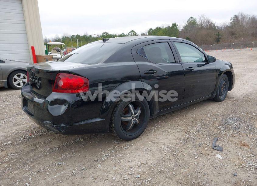 Photo 4 of 2013 Dodge Avenger SE (VIN 1C3CDZAB8DN688056)