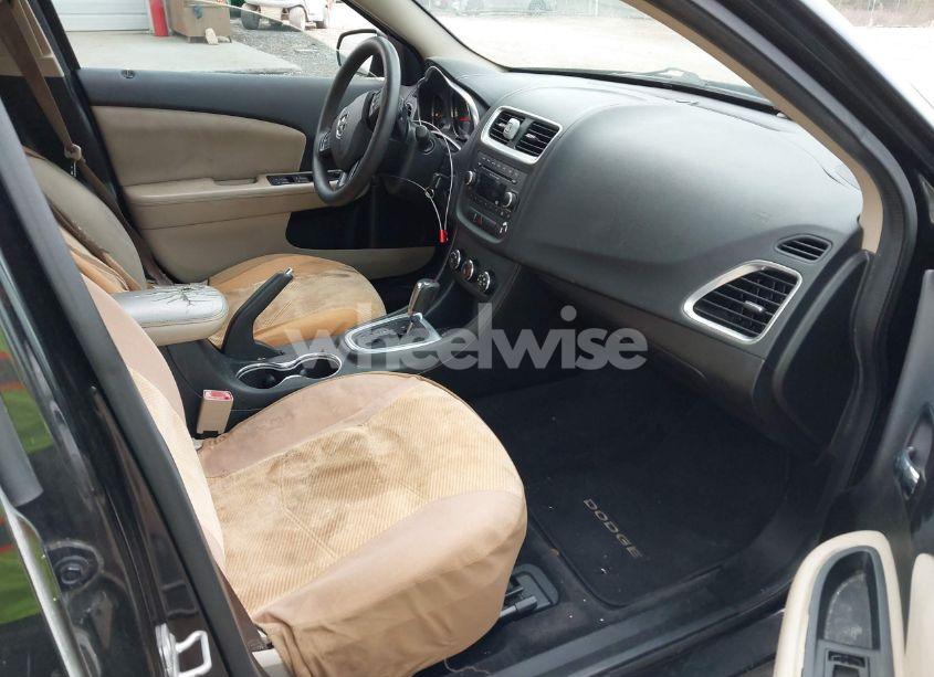 Photo 5 of 2013 Dodge Avenger SE (VIN 1C3CDZAB8DN688056)