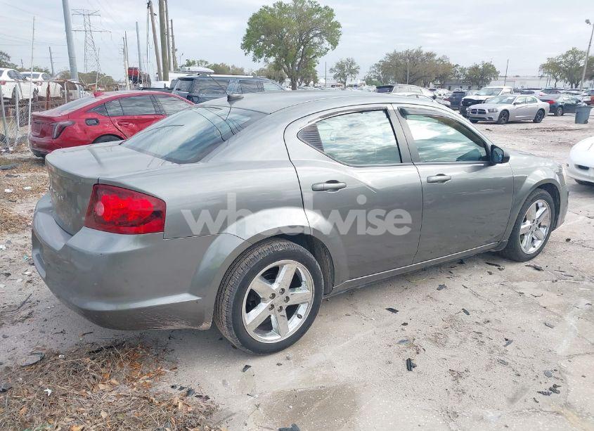 Photo 4 of 2013 Dodge Avenger SE (VIN 1C3CDZAB8DN688235)