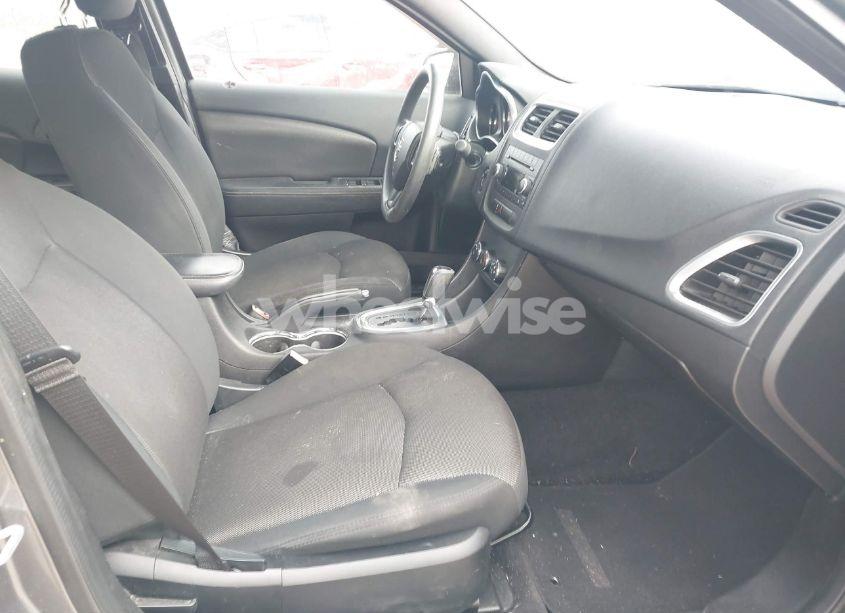 Photo 5 of 2013 Dodge Avenger SE (VIN 1C3CDZAB8DN688235)