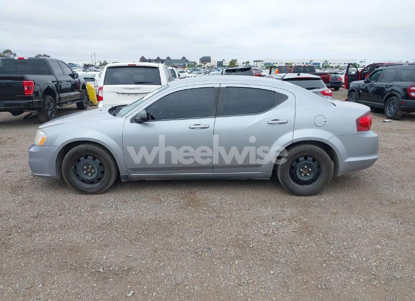 Photo 14 of 2013 Dodge Avenger SE (VIN 1C3CDZAB8DN702702)