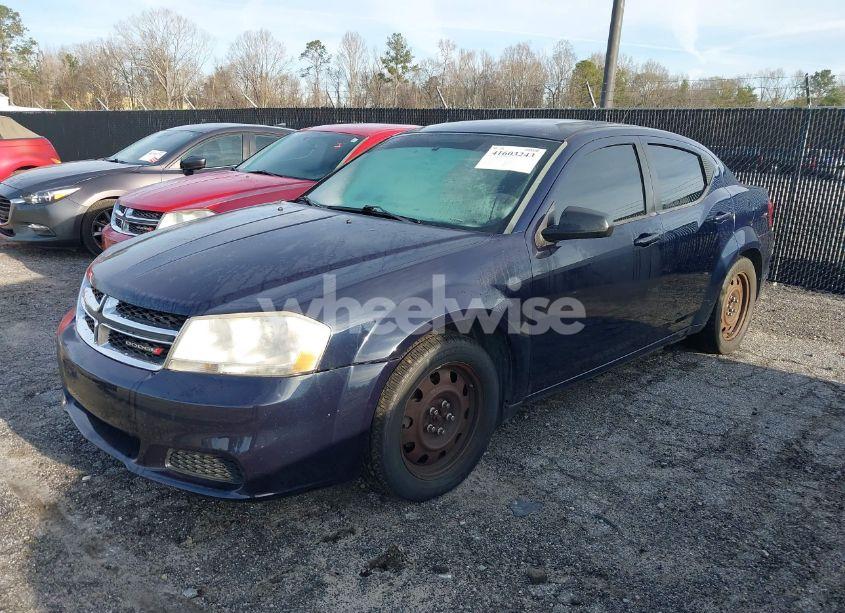 Photo 2 of 2014 Dodge Avenger SE (VIN 1C3CDZAB8EN110590)