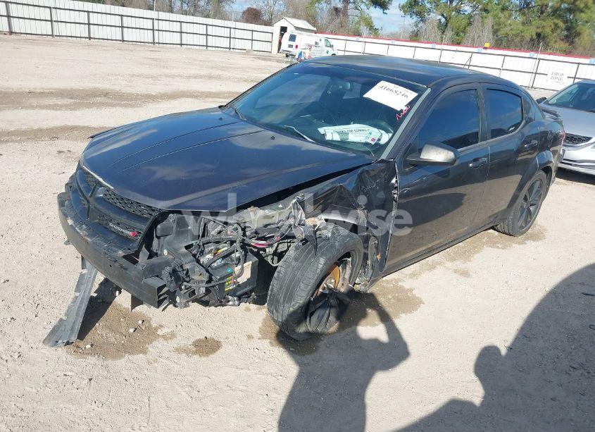 Photo 2 of 2014 Dodge Avenger SE (VIN 1C3CDZAB8EN190411)