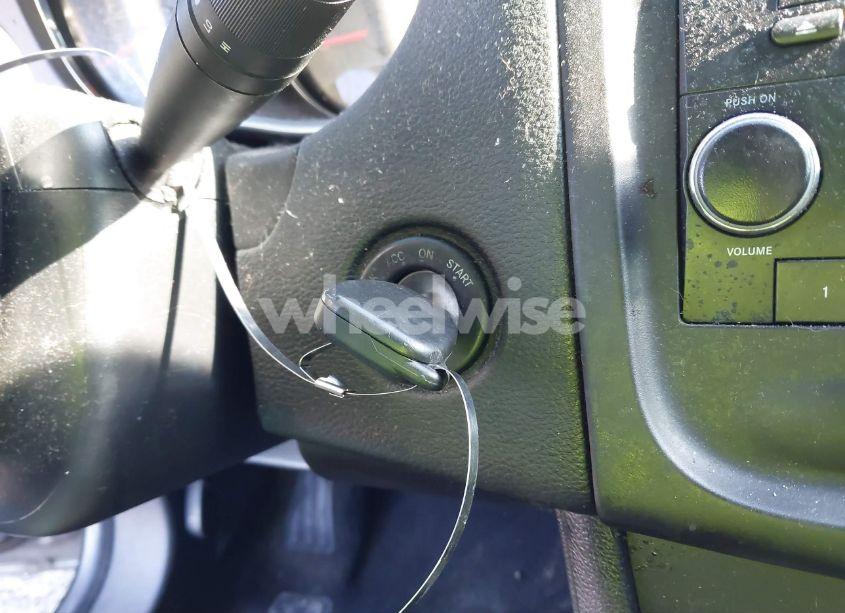 Photo 11 of 2013 Dodge Avenger SE (VIN 1C3CDZAB9DN549277)