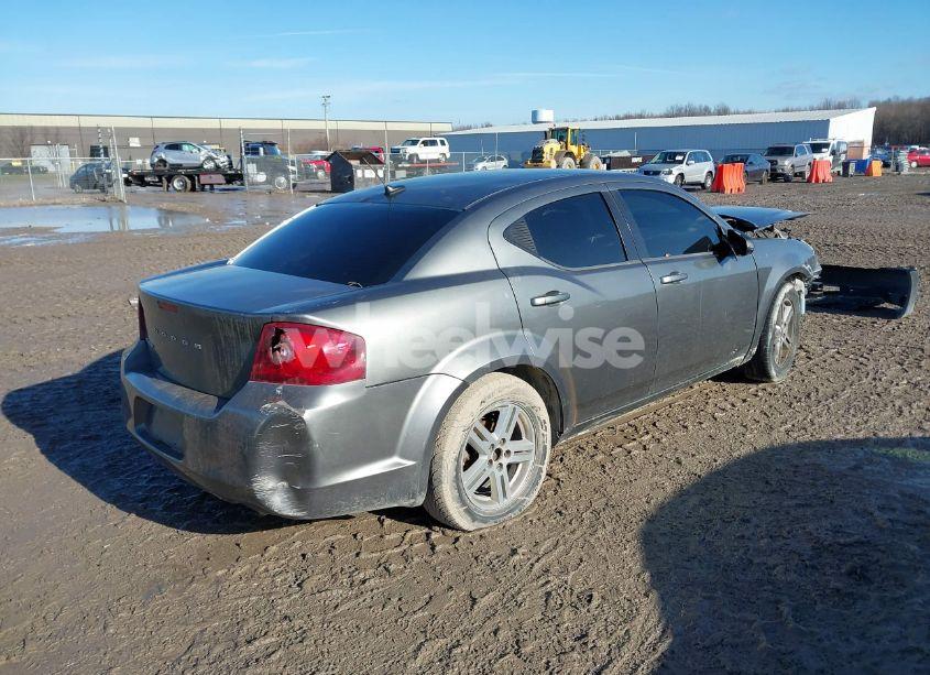 Photo 4 of 2013 Dodge Avenger SE (VIN 1C3CDZAB9DN549277)