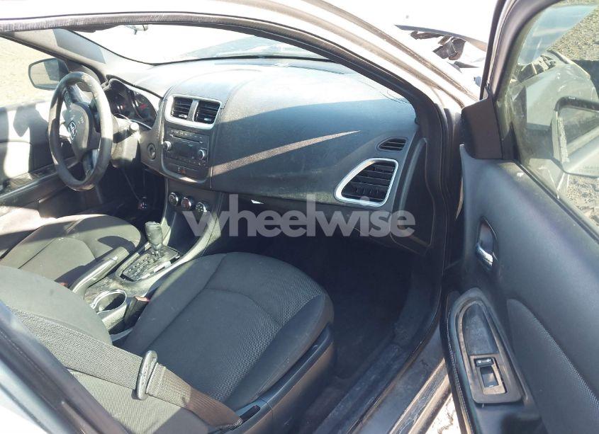 Photo 5 of 2013 Dodge Avenger SE (VIN 1C3CDZAB9DN549277)