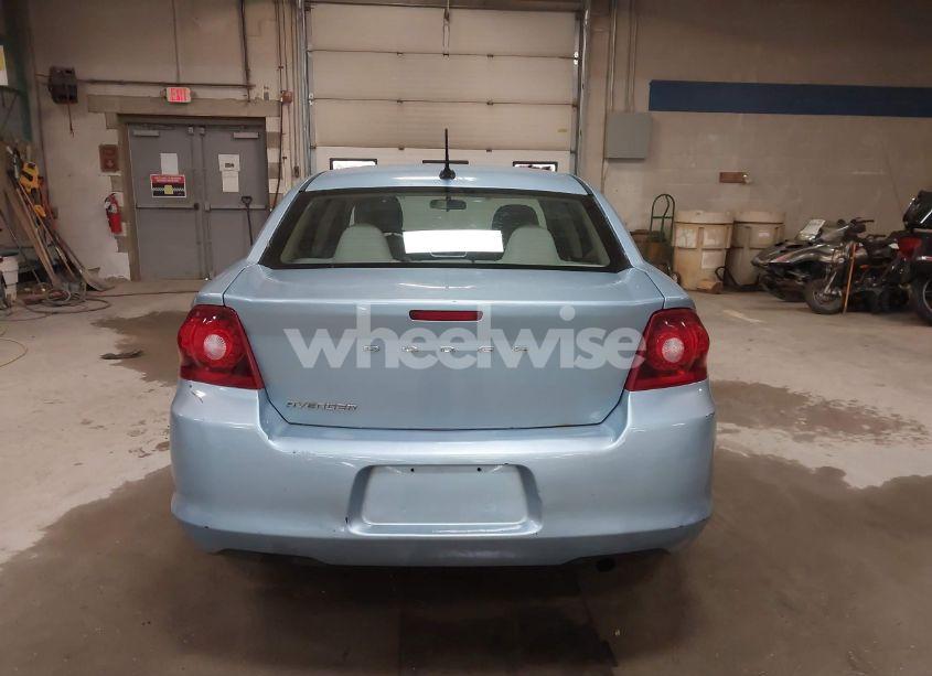 Photo 16 of 2013 Dodge Avenger SE (VIN 1C3CDZAB9DN558755)