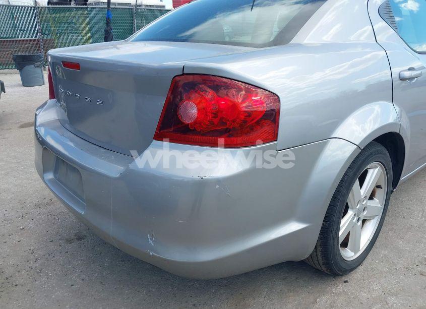 Photo 6 of 2013 Dodge Avenger SE (VIN 1C3CDZAB9DN566774)