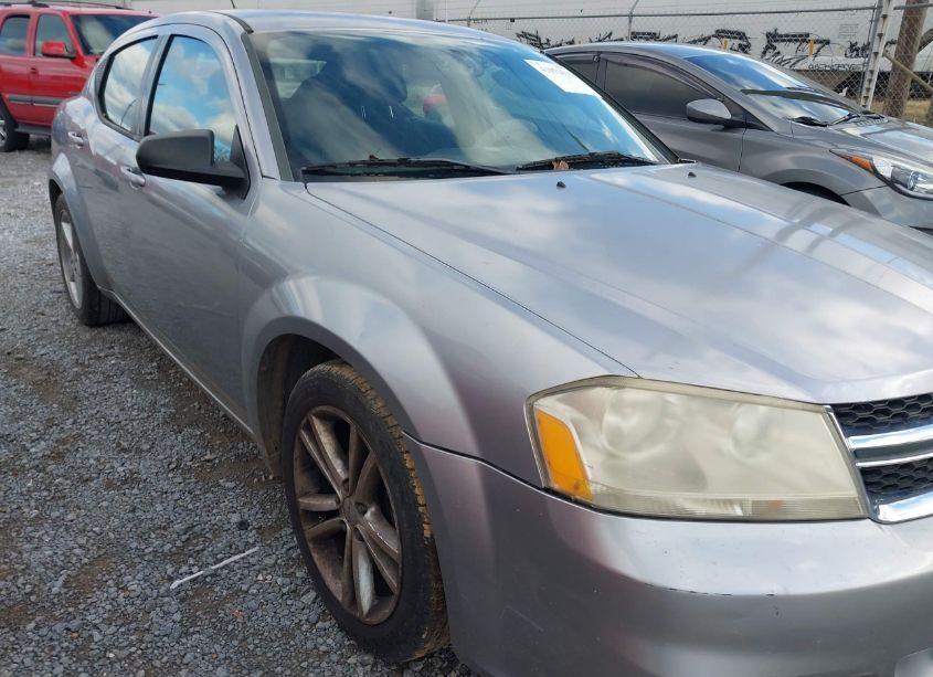 2013 Dodge Avenger SE (VIN 1C3CDZAB9DN621823) main photo