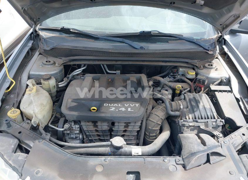 Photo 10 of 2013 Dodge Avenger SE (VIN 1C3CDZAB9DN688535)