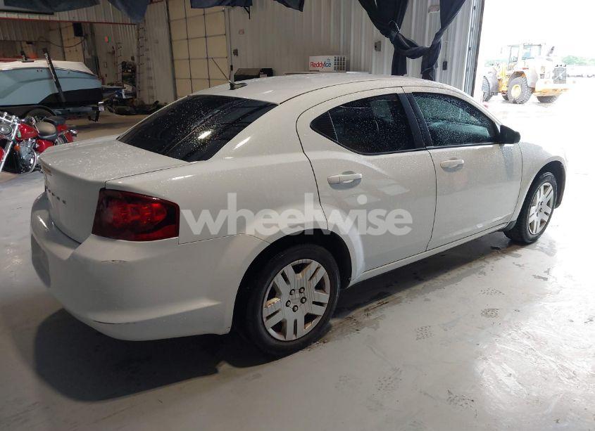 Photo 4 of 2014 Dodge Avenger SE (VIN 1C3CDZAB9EN146062)