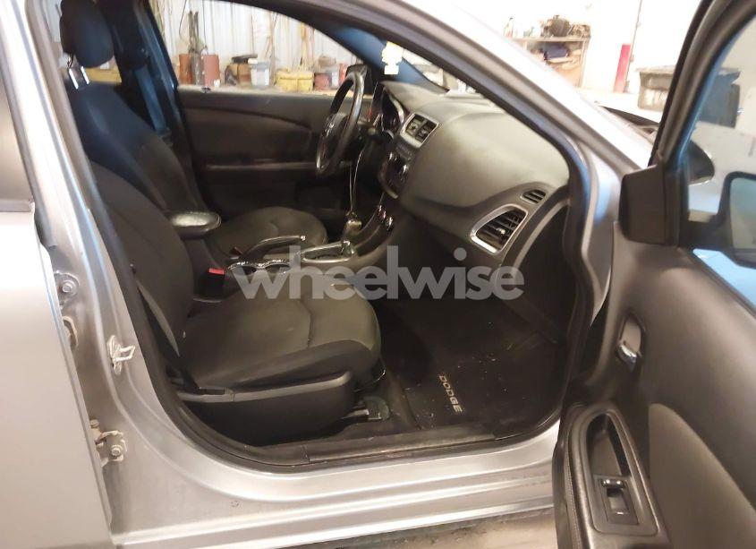 Photo 5 of 2013 Dodge Avenger SE (VIN 1C3CDZABXDN564810)